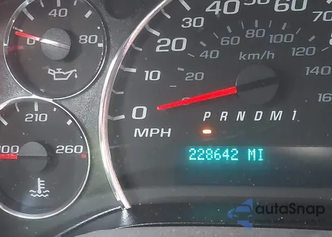 2017 Chevrolet Express 2500 Work Van z USA, uszkodzony, nr VIN 1GCWGAFF8H1126202